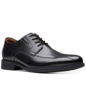 Clarks - Men's Whiddon Pace Oxfords