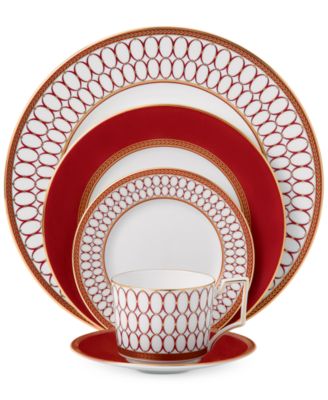 Renaissance Red 5-Pc. Place Setting image
