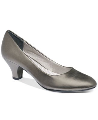 Easy Street - Fabulous Pumps