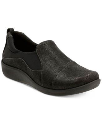 Clarks - Women's Cloud Steppers Sillian Paz Flats