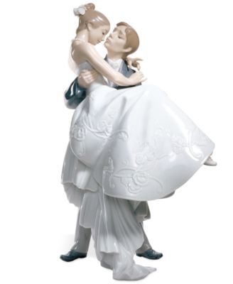  Lladro Collectible Figurine, The Happiest Day image