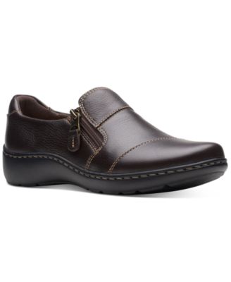 Clarks - Women's Cora Harbor Zip Flats