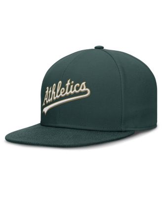 Nike - Men's Green Athletics True Performance Fitted Hat