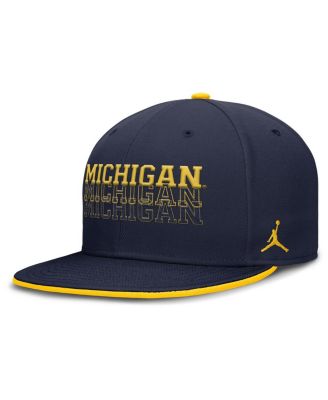 Jordan - Men's Navy Michigan Wolverines True Primetime Performance Fitted Hat