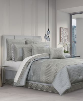 Metropolitan Embossed 4-Pc. Comforter Set, Queen image