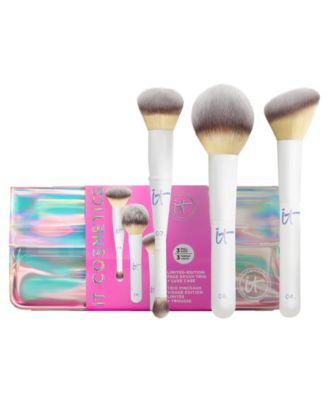 IT Cosmetics - 3-Pc. Unwrap Your Creativity Makeup Brush Set + Makeup Case