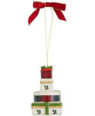 Spode - Stacked Gifts Ornament