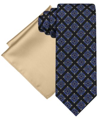 Steve Harvey - Men's Square Tie & Solid Pocket Square Set