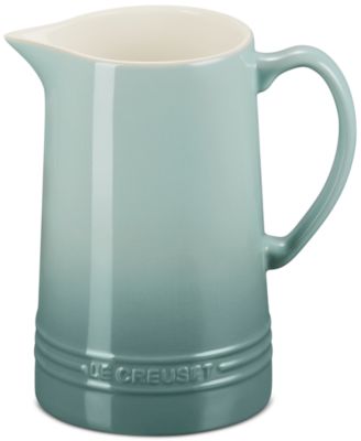 Le Creuset - Stoneware Signature Pitcher, 1.6 Qt.