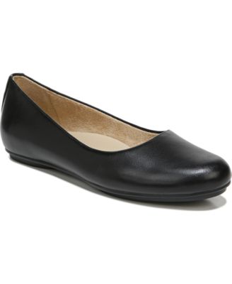Naturalizer - Women's Maxwell Round Toe Ballet Flats
