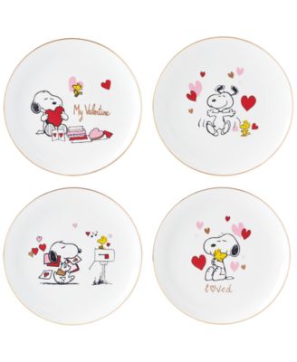 Snoopy Valentine's Day Assorted Accent Plates, Set of 4 image