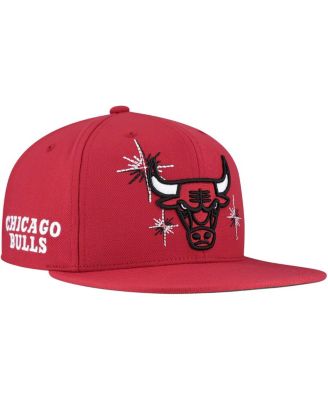 Mitchell & Ness - Men's Red Chicago Bulls Starlight Snapback Hat
