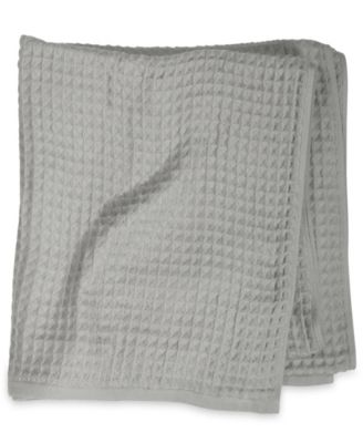 Air Waffle Cotton Bath Towel, 28" x 55" image