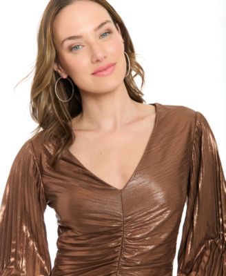 Muse - Women's V-Neck Long Bishop-Sleeve Top