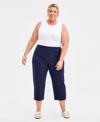 JM Collection - Plus Size Side-Button Capri Pants
