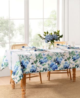 Elrene - Hydrangea Bloom Floral Double Border Rectangle Tablecloth, 60" X 84"
