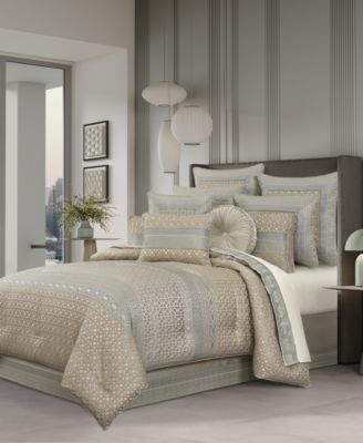 Alaro Embossed 4-Pc. Comforter Set, Queen image