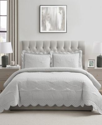 Scallop Microfiber 3-Pc. Quilt Set, Full/Queen image