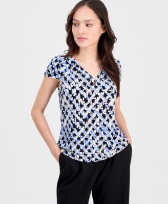 Anne Klein Essentials - Petite Printed Keyhole Cap-Sleeve Top