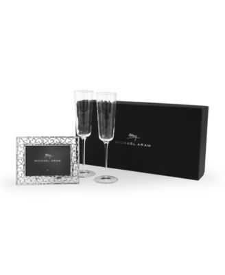 Reflective Champagne Flute and Heart Frame Set image