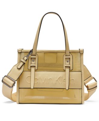 Calvin Klein - Modern Essential Small Crossbody Bag