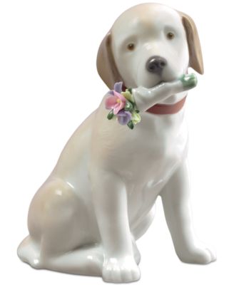 Lladró - This Bouquet Is for You Figurine