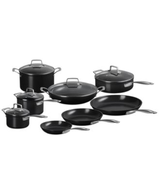 Le Creuset - Essential Non-Stick Ceramic 13-Piece Cookware Set