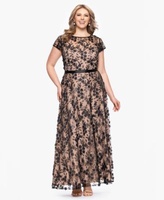 XSCAPE - Plus Size Embellished 3D Flower Ball Gown