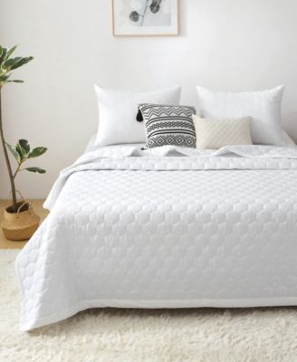 Mini Honeycomb Down Alternative Blanket Set, Full/Queen image
