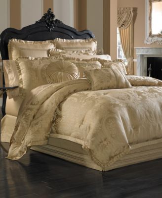 J Queen New York - Napoleon Gold Comforter Sets
