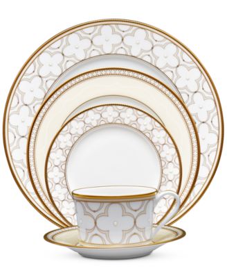 Trefolio Gold 5-Piece Place Setting, Service For 1 image