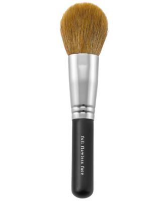 bareMinerals - Full Coverage Flawless Face Brush